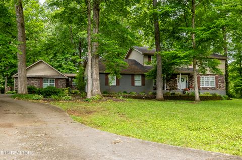 Single Family Residence in Maryville TN 1801 Barclay Court.jpg
