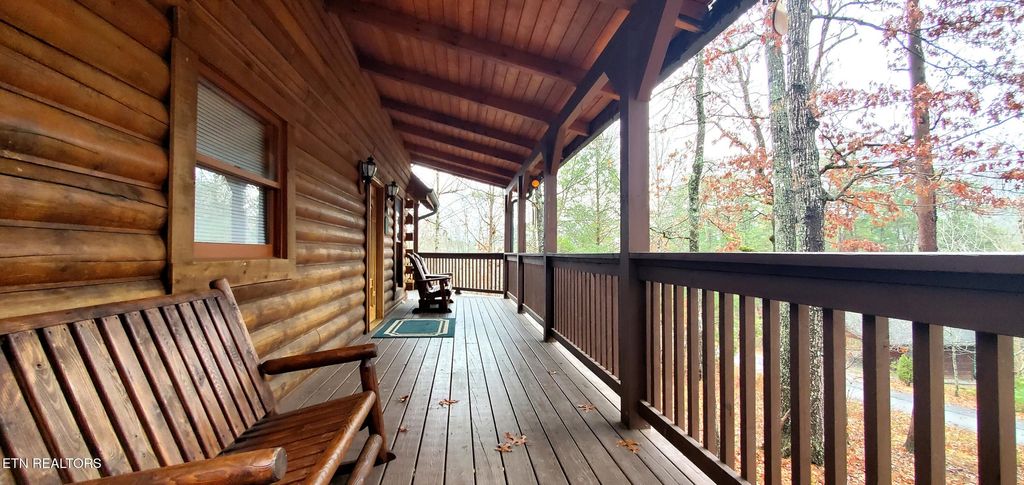 Photo of 1630 Scenic Woods Way, Sevierville, TN 37876 (MLS # 1322512)