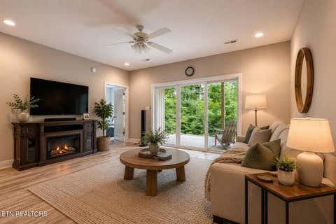 Tiny photo for 330 Dudala Point, Loudon, TN 37774 (MLS # 1349815)