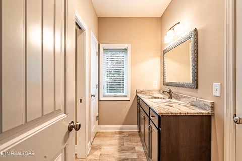 Tiny photo for 330 Dudala Point, Loudon, TN 37774 (MLS # 1349815)