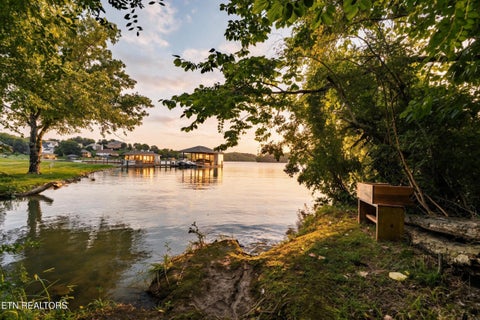 Tiny photo for 330 Dudala Point, Loudon, TN 37774 (MLS # 1349815)