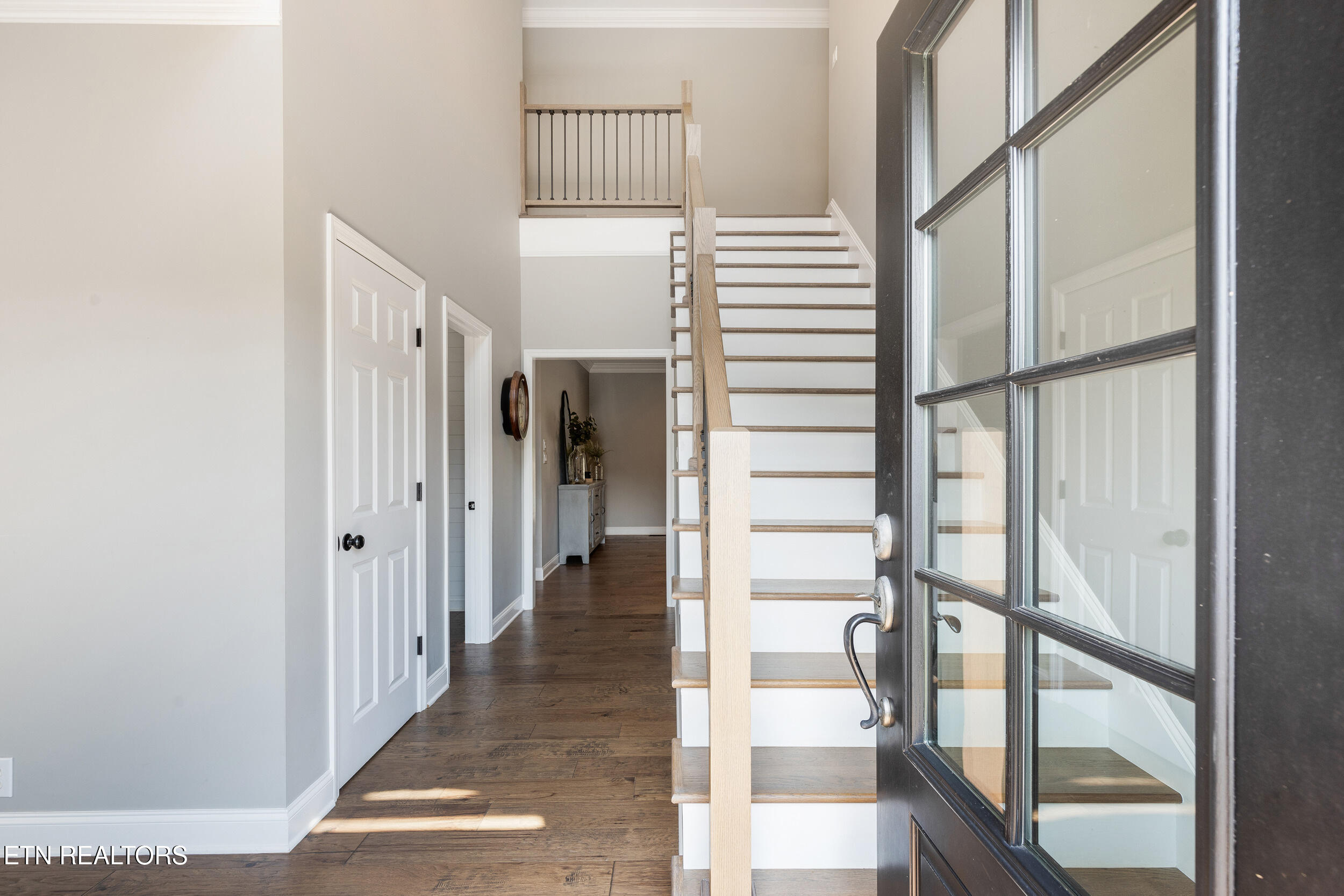 2613 Cross Creek Drive