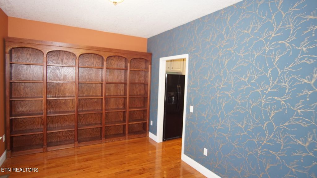 Photo of 3006 Franklin Ave, Sweetwater, TN 37874 (MLS # 1277504)