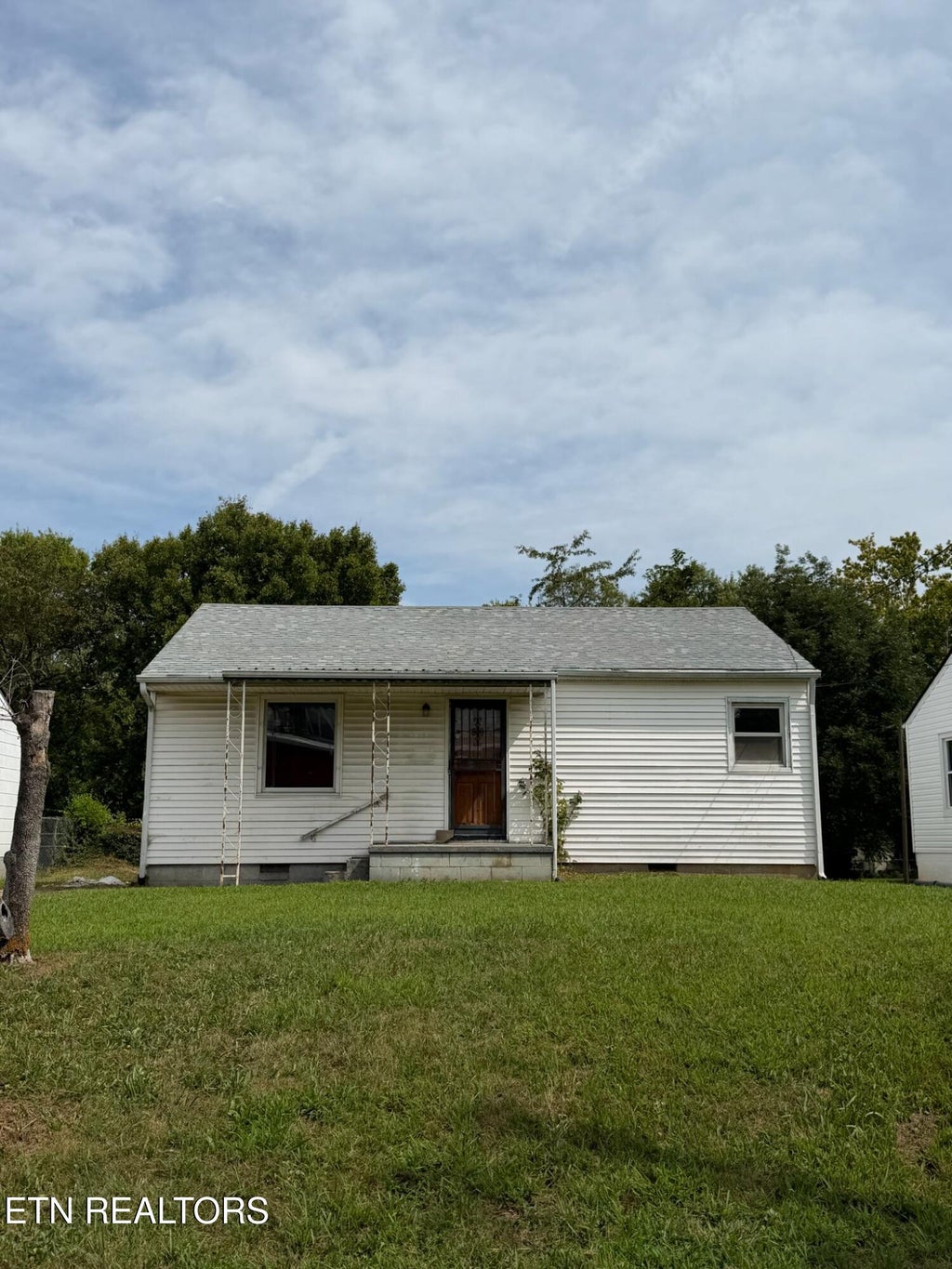 Photo of 3754 Speedway Circle, Knoxville, TN 37914 (MLS # 1353880)