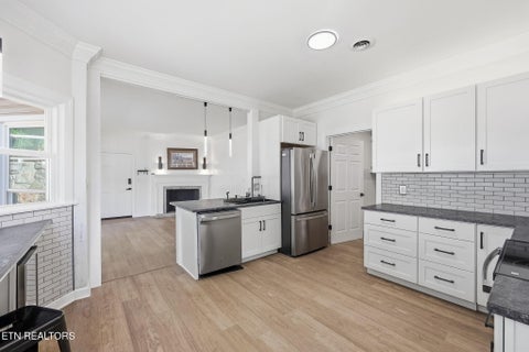 Tiny photo for 103 Amanda Place, Oak Ridge, TN 37830 (MLS # 1357992)