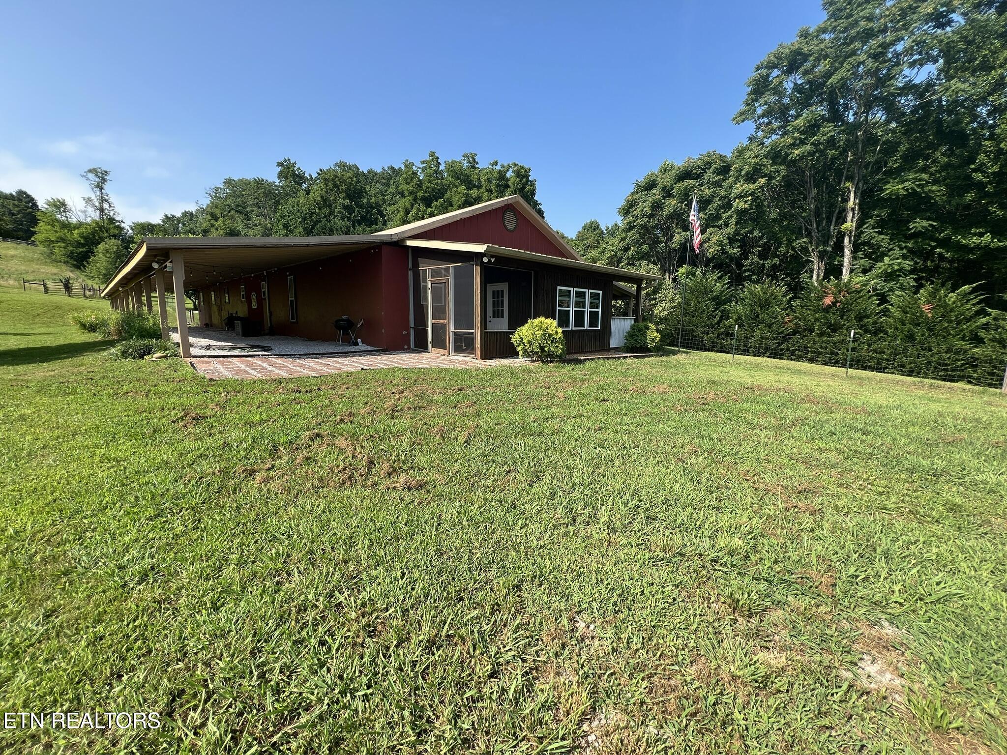 204 Knob Crossing