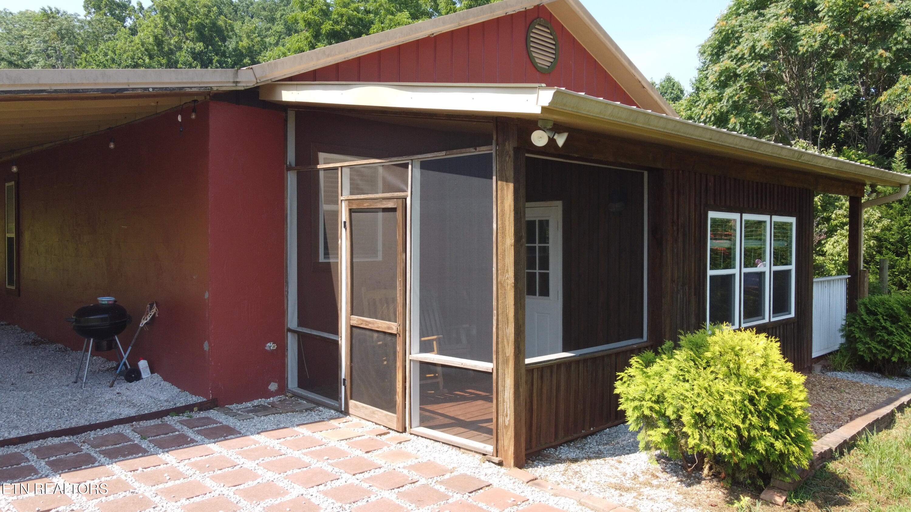 204 Knob Crossing