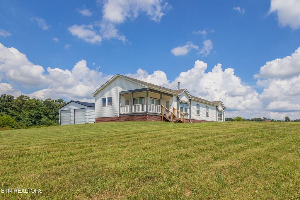 Photo of 1702 Howell River Rd, Rutledge, TN 37861 (MLS # 1310061)