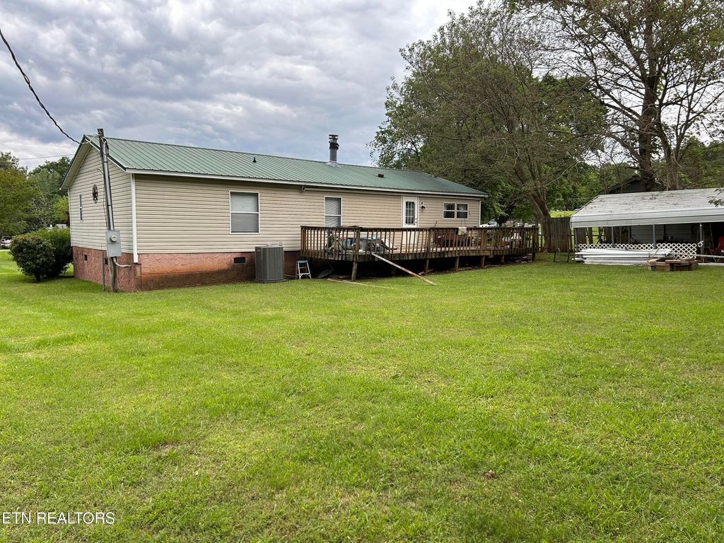 Photo of 528 Hill St, Madisonville, TN 37354 (MLS # 1300759)