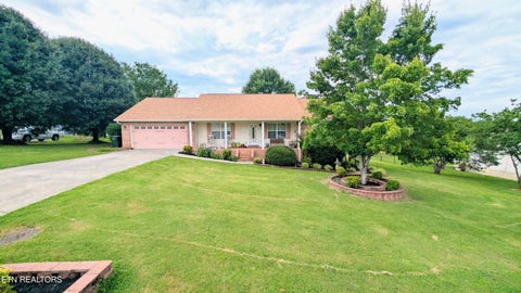 Photo of 1659 Jasmine Tr, Sevierville, TN 37862 (MLS # 1360252)