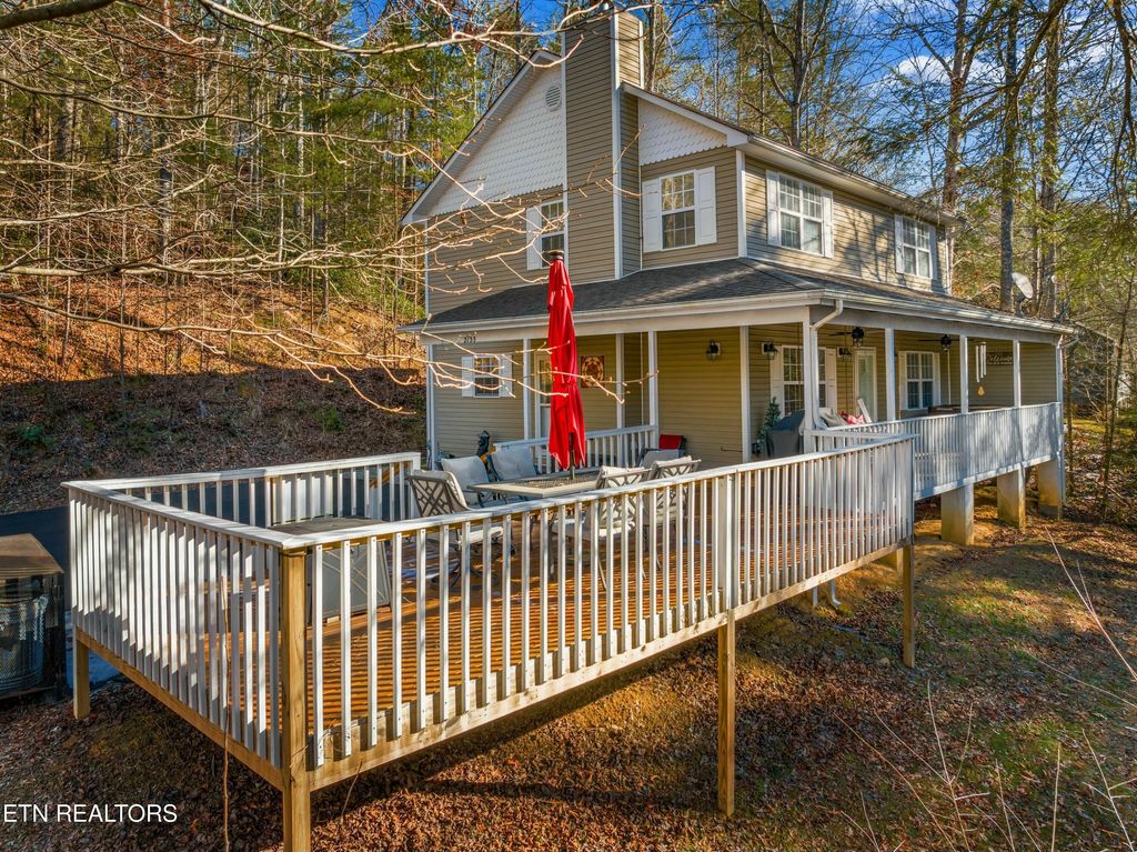 Photo of 2133 Duck Pond Lane, Sevierville, TN 37876 (MLS # 1336705)