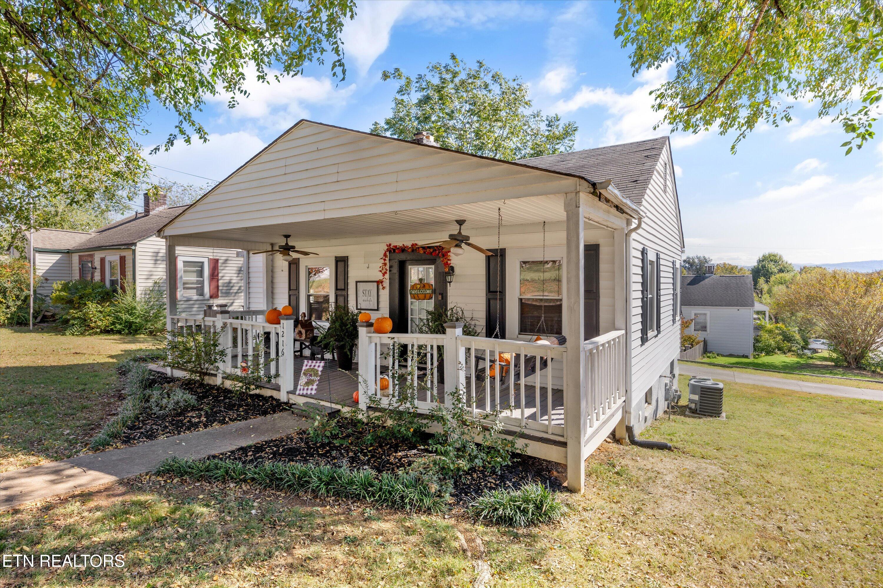 1216 Morningside Ave