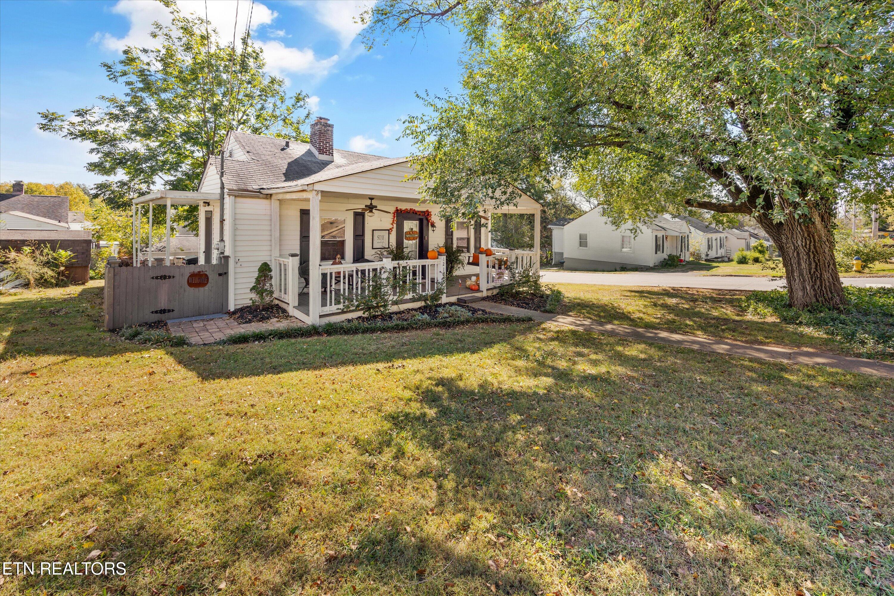 1216 Morningside Ave