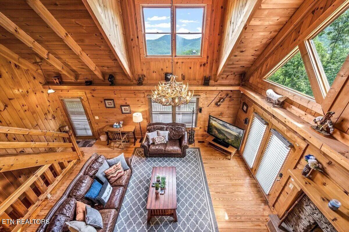 3605 Buckeye Knob Way