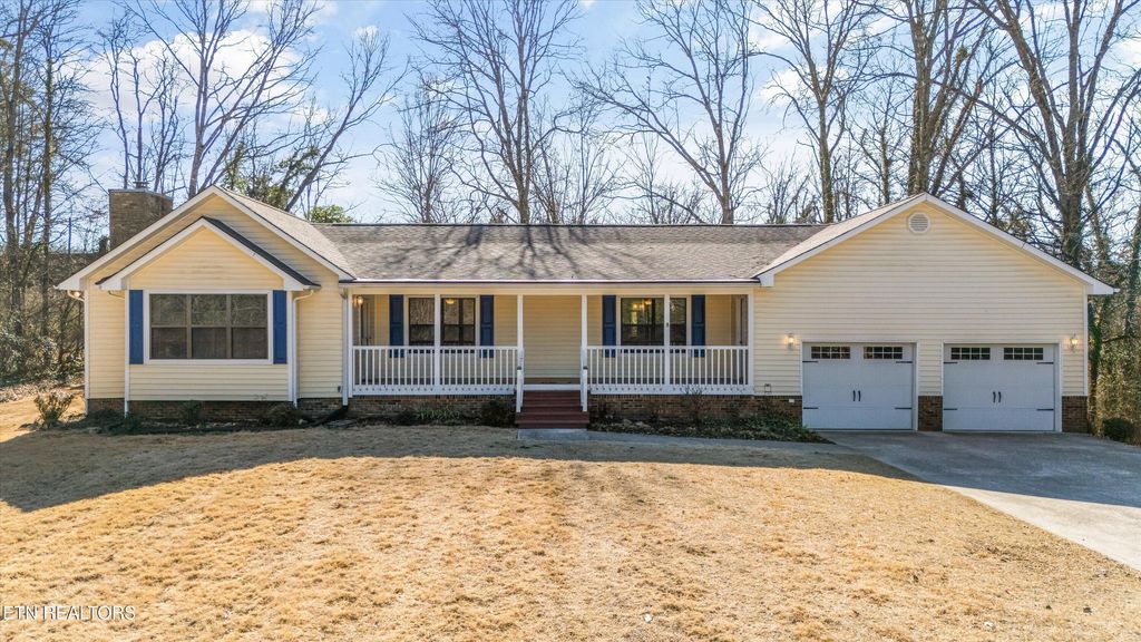 Photo of 917 Eagle Bend Rd, Clinton, TN 37716 (MLS # 1291724)