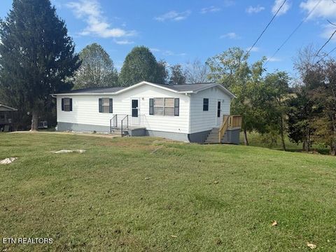 Photo of 352 Thorngrove Pike, Kodak, TN 37764 (MLS # 1323202)