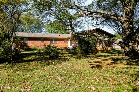 Tiny photo for 1370 Russell Lane, Lenoir City, TN 37772 (MLS # 1359238)