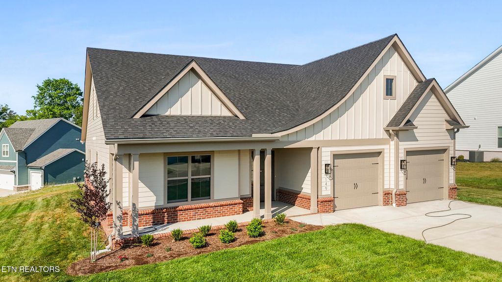 Photo of 149 Limelight Lane, Lenoir City, TN 37772 (MLS # 1331095)