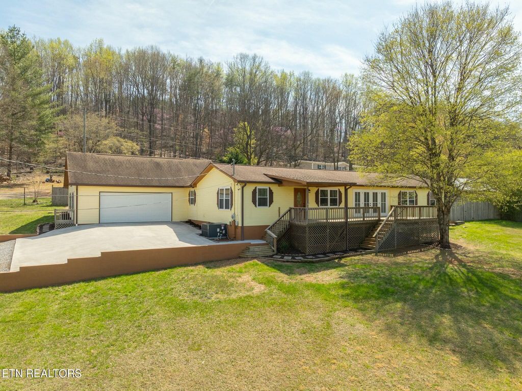 Photo of 1759 E Union Valley Rd, Seymour, TN 37865 (MLS # 1295160)