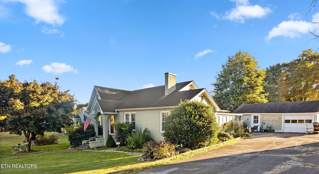 Photo of 213 Boxwood Ave, Alcoa, TN 37701 (MLS # 1290209)