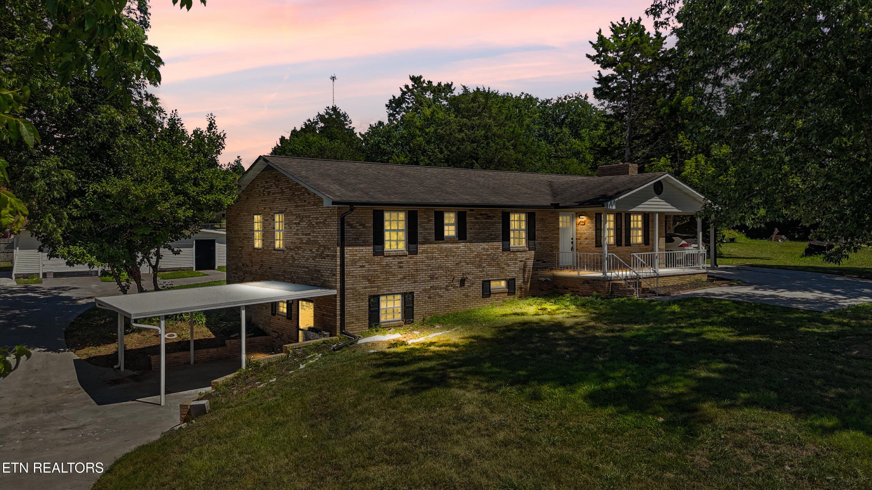 5095 New Hwy 68