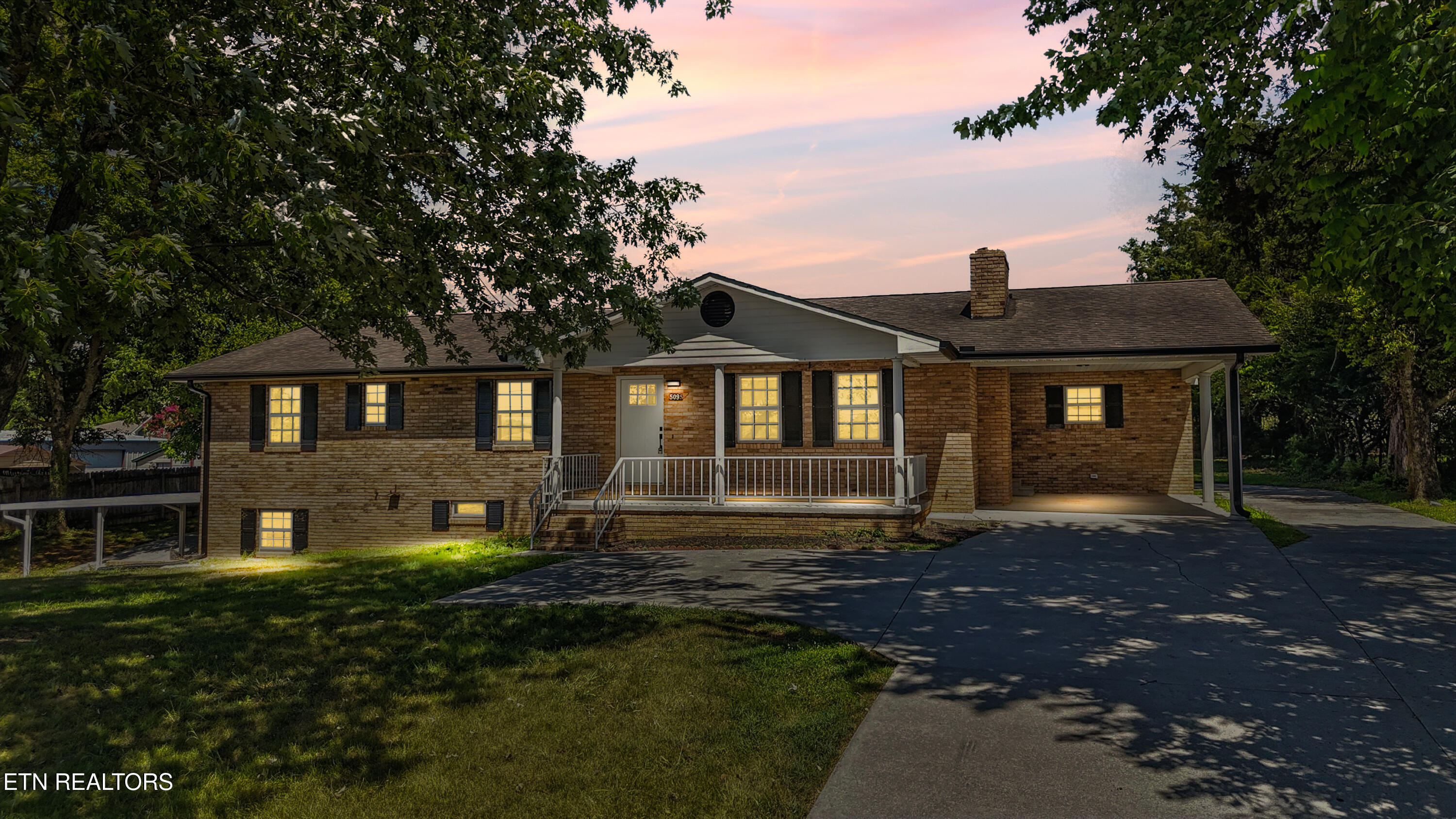 5095 New Hwy 68