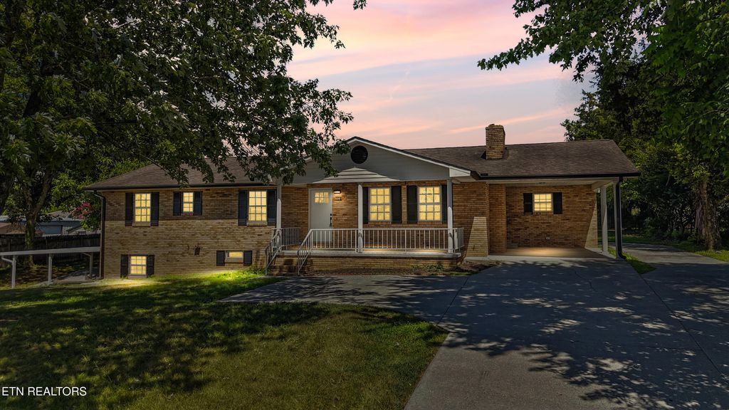 Photo of 5095 New Hwy 68, Madisonville, TN 37354 (MLS # 1309633)