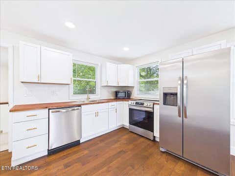 Tiny photo for 1109 N Price St, Sweetwater, TN 37874 (MLS # 1350049)