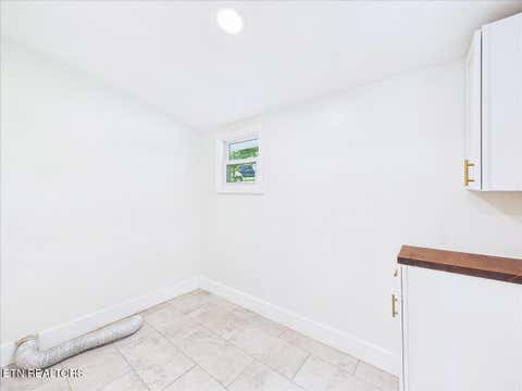 Tiny photo for 1109 N Price St, Sweetwater, TN 37874 (MLS # 1350049)