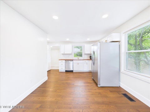Tiny photo for 1109 N Price St, Sweetwater, TN 37874 (MLS # 1350049)
