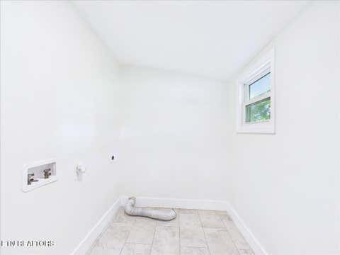 Tiny photo for 1109 N Price St, Sweetwater, TN 37874 (MLS # 1350049)