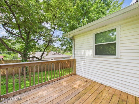 Tiny photo for 1109 N Price St, Sweetwater, TN 37874 (MLS # 1350049)