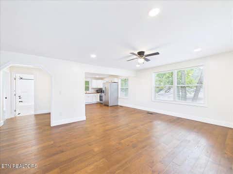 Tiny photo for 1109 N Price St, Sweetwater, TN 37874 (MLS # 1350049)