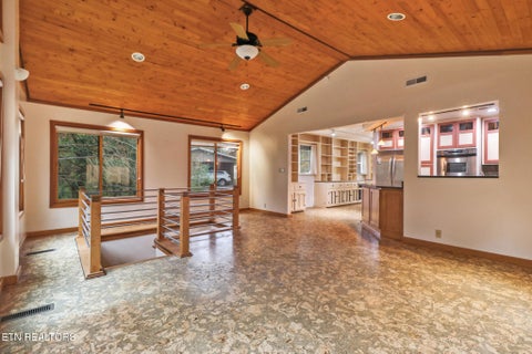 Tiny photo for 109 Wakefield Rd, Oak Ridge, TN 37830 (MLS # 1346586)