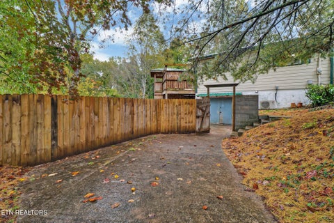 Tiny photo for 109 Wakefield Rd, Oak Ridge, TN 37830 (MLS # 1346586)