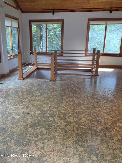 Tiny photo for 109 Wakefield Rd, Oak Ridge, TN 37830 (MLS # 1346586)