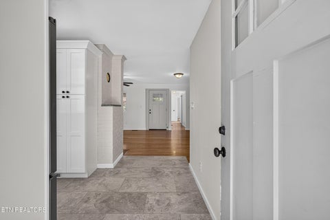 Tiny photo for 102 Poplar Rd, Oak Ridge, TN 37830 (MLS # 1359701)