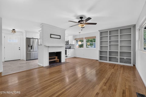 Tiny photo for 102 Poplar Rd, Oak Ridge, TN 37830 (MLS # 1359701)