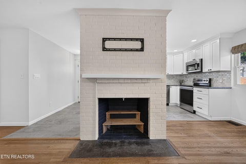 Tiny photo for 102 Poplar Rd, Oak Ridge, TN 37830 (MLS # 1359701)