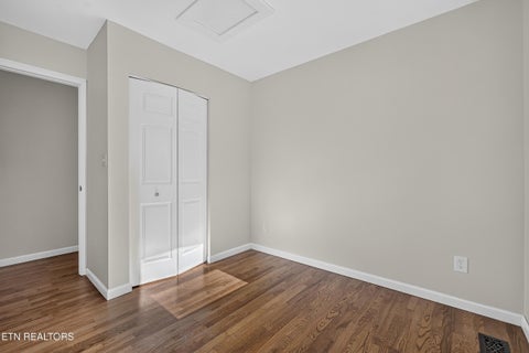 Tiny photo for 102 Poplar Rd, Oak Ridge, TN 37830 (MLS # 1359701)