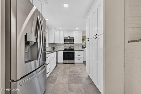 Tiny photo for 102 Poplar Rd, Oak Ridge, TN 37830 (MLS # 1359701)