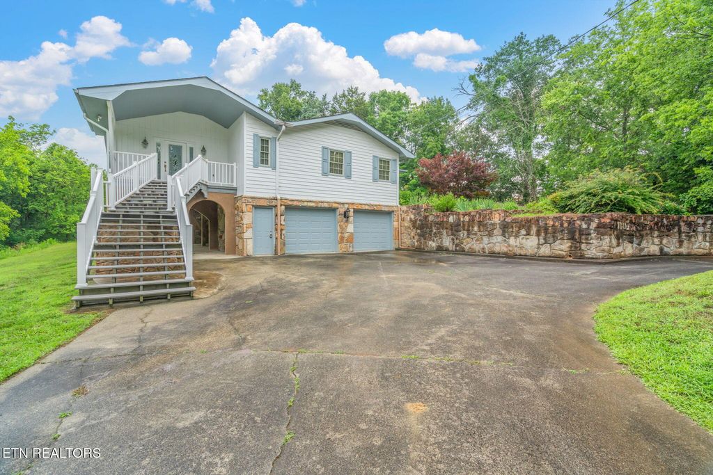 Photo of 363 Staghorn Lane, Seymour, TN 37865 (MLS # 1305660)