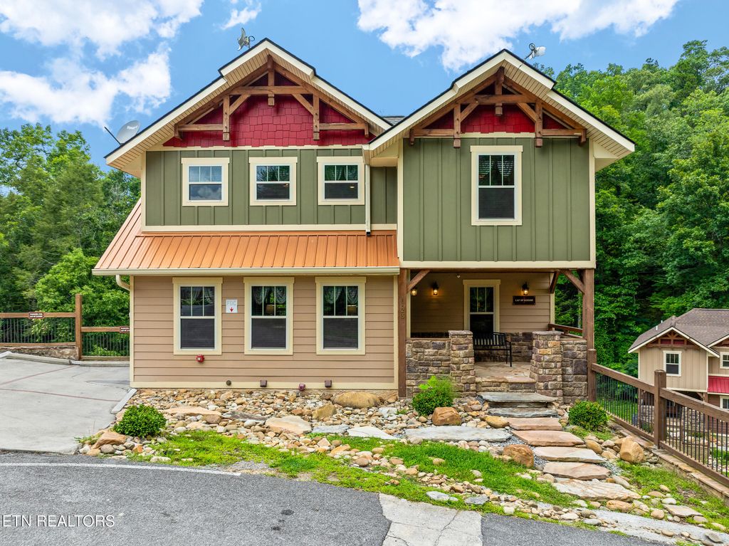 Photo of 1123 Anastasia Way, Gatlinburg, TN 37738 (MLS # 1310261)
