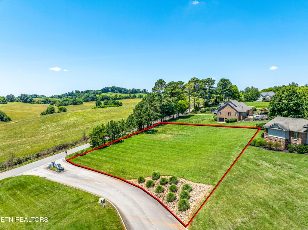 Photo of 19 Logans Landing Circle, Louisville, TN 37777 (MLS # 1343542)