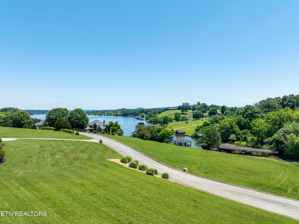 Photo of 19 Logans Landing Circle, Louisville, TN 37777 (MLS # 1343542)
