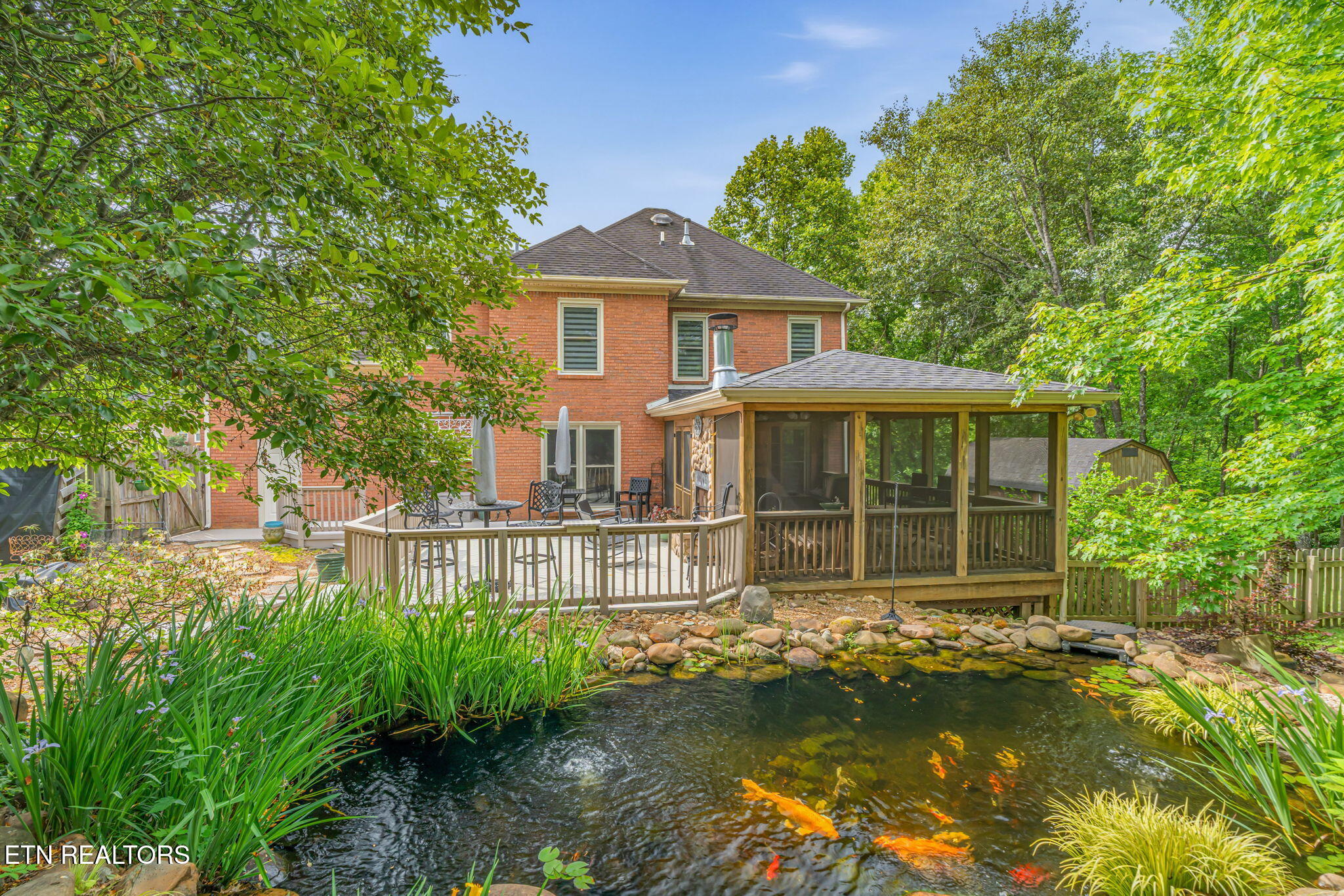 817 Tate Trotter Rd