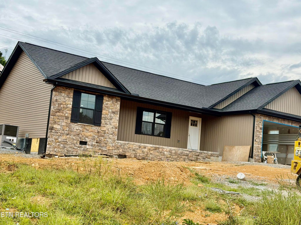 Photo of 140 Milo Circle, Tazewell, TN 37879 (MLS # 1356381)