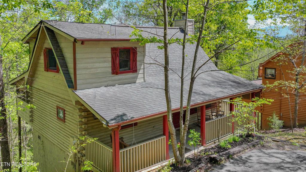 Photo of 2322 Bonnie Lane, Sevierville, TN 37876 (MLS # 1336845)