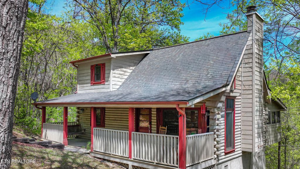 Photo of 2322 Bonnie Lane, Sevierville, TN 37876 (MLS # 1336845)