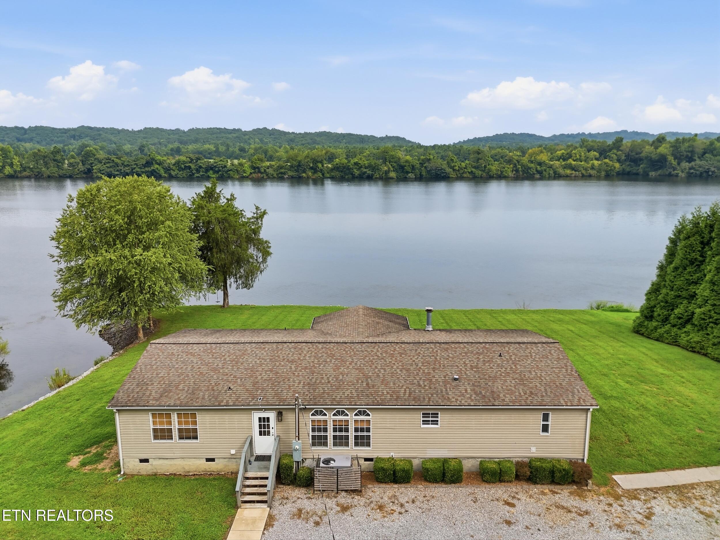 616 Layman Circle